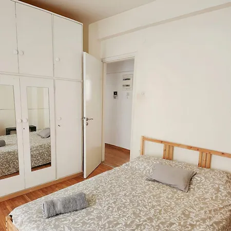Apartment Central Athenian Gem! *